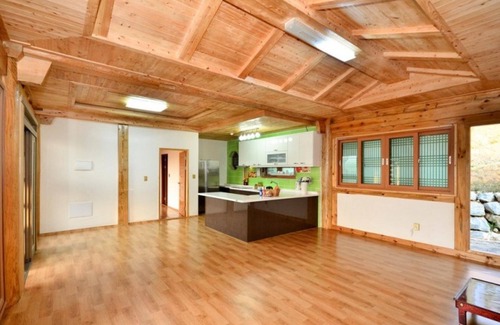 Yeosu Casa | Yeosu Haneulchae Hanok Pension