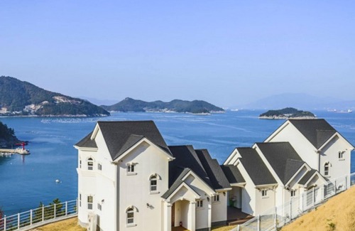 Dolsan-eup Casa | Yeosu L House Pension