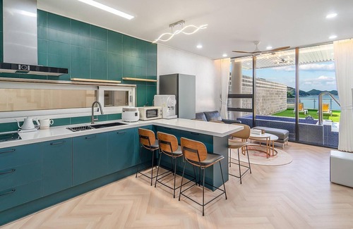 Dolsan-eup Casa | Yeosu Liposo Poolvilla
