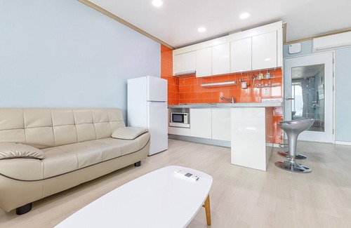 Dolsan-eup Casa | Yeosu Seuteimeong
