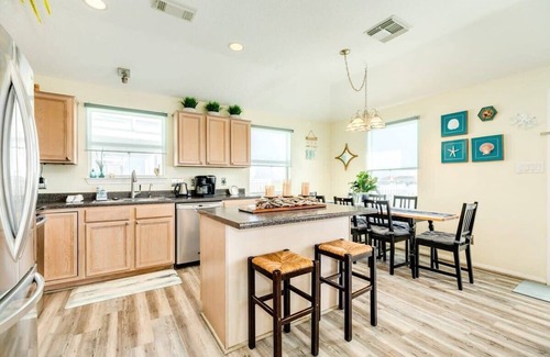 Surfside Beach Casa | Yep, Sunrise & Sunset Views Can't Be Beat Here!