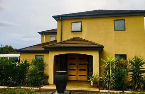 Oaklands Junction Casa | Yes home