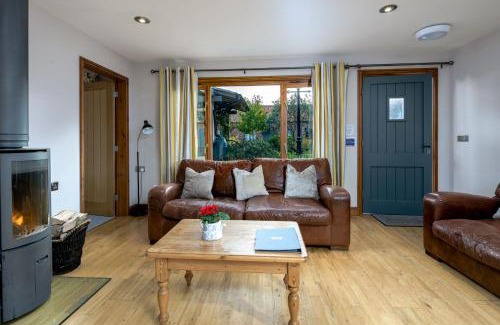 Frampton Casa | Yew Cottage