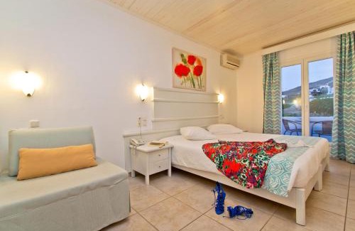 Ornos Hotel | Yiannaki Hotel