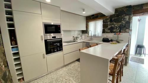 Zoopigi Casa | Yiayia Loukia Cottage by TrulyCyprus