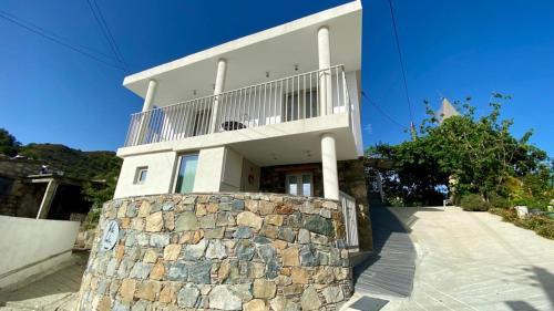 Zoopigi Casa | Yiayia Loukia Cottage by TrulyCyprus