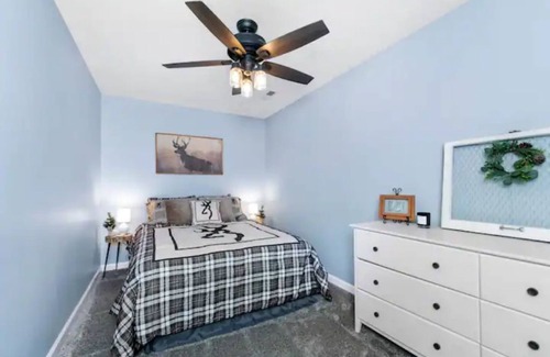 Sunnyland Casa | Yippee Lane - 60 Acre Private Pond Retreat