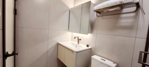 Yiwu Cabina | Yiwu Hetian Xungu Homestay