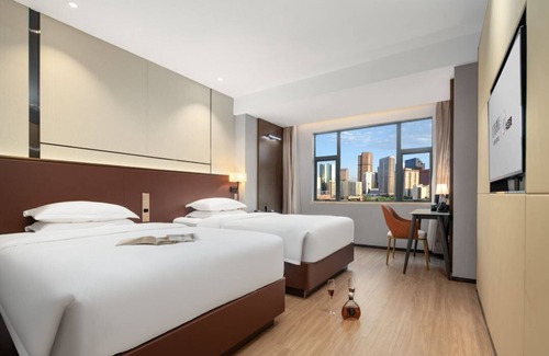 Shiqiao Hotel | Yizhi Hotel Panyu Plaza Shiqiao Subway