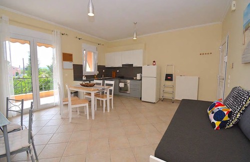 Corfu Town Apartamento | Ykies Apartment by Corfuescapes