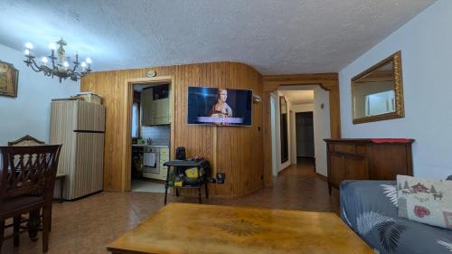 Sauze d'Oulx Apartamento | YNH Four-room apartment with parking space