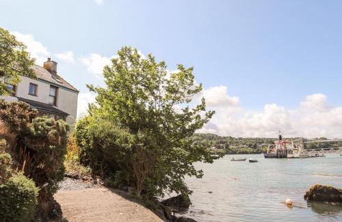 Bangor Casa | Ynys Faelog Cottage