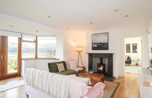Bangor Casa | Ynys Faelog Cottage