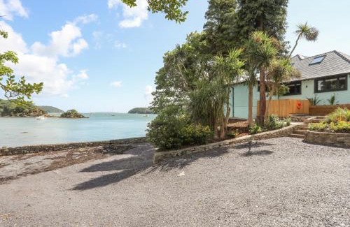 Bangor Casa | Ynys Faelog