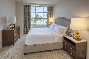 Kiamesha Lake Complejo | YO1 Longevity & Health Resorts, Catskills