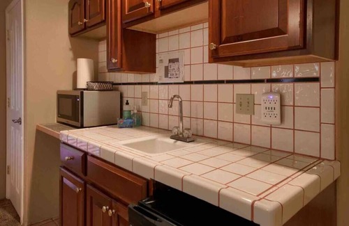 Yosemite West Apartamento | YoBee! Heart of Yosemite. Cozy View Studio. Reservations + Free Breakfast ~U3
