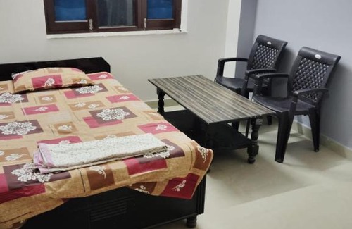 Rishikesh Apartamento | Yog Kul Home Stay - Economy