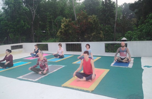 Perumbavoor Casa | YogaLife Homestay - Retiro de yoga