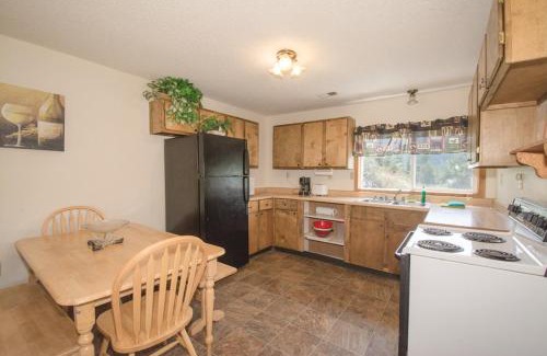 Estes Park Casa | Yogi Bear's Jellystone Park Camp-Resort in Estes Park