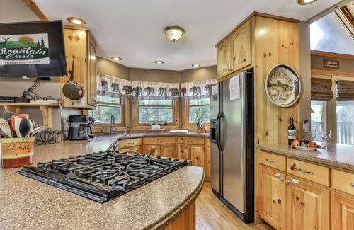 Ellijay Cabina | Hideaway -Stunning La cabaña del Yogi Con Cancha de tenis privada, Baloncesto, Senderismo