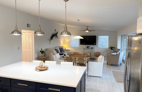 Islamorada Casa | Yolo " You only live once" - Fishing Paradise in Islamorada with a 70ft Dock!!!!