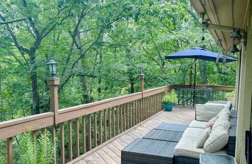Lake Lure Casa | Yopp's Treehouse