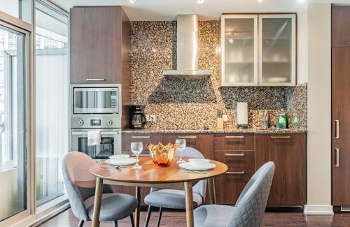 Toronto Entertainment District Hotel | York Suites