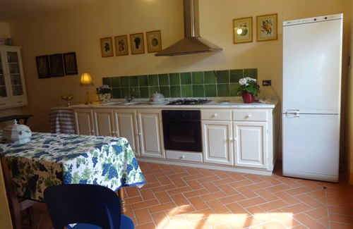 Vicopelago Cabaña | Yorkie Cottage en Lucca en los terrenos de una casa histórica