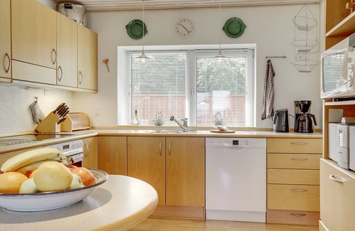 Logstor Casa | "Yorrick" - 50m to the inlet by Interhome