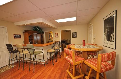 Groveland Casa | Yosemite Villa - Only 0,3 Miles from Lake Lodge Beach and Playground