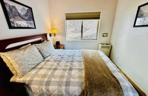 Yosemite West Apartamento | Yosemite Woods Duplex in Yosemite-Upper Unit