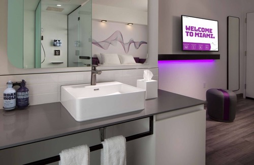 Downtown Miami Hotel | Yotel Miami