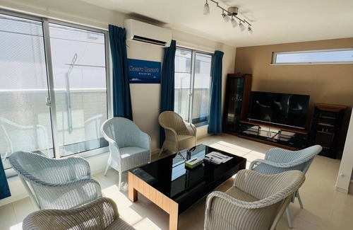 Katasekaigan Casa | You can relax in a spacious and relaxing atmosphere in a private building. Conveniently located near Enoshima Kamakura sightseeing. Two bicycles are available for rent free of charge. Local gourmet food, cafes, and the Enoshima illumination at night are a