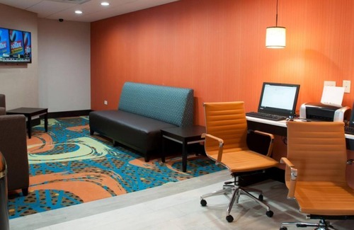 Savannah Casa | You Found It! 4 Modish Units, Free Parking, Onsite Pool! Near Disney Springs