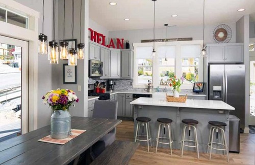 Chelan Casa | You Had Me At Merlot #88
