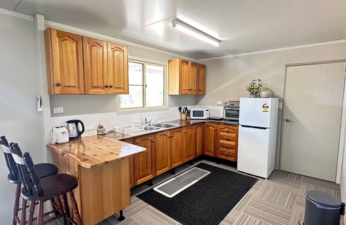 Yowah Casa | You home away from home in friendly Yowah Qld home of the famous Yowah nut opal.
