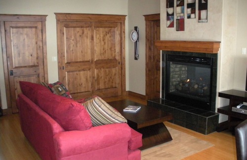 Carbondale Casa | You've Scored! Welcome to Paradise