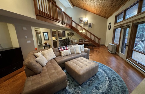 North Woodstock Condominio | You want an adventure? Come stay near Loon Mt., great hiking, biking & skiing.