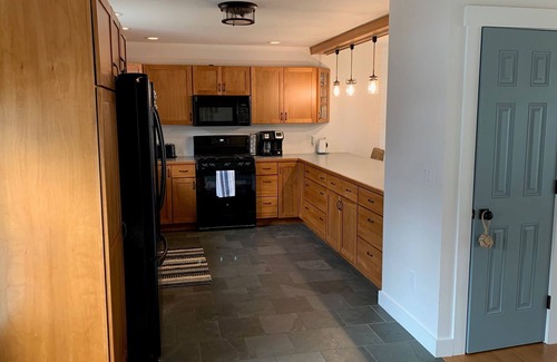 Phippsburg Casa | You will feel at home in our 2 bedroom year round house steps from Popham Beach