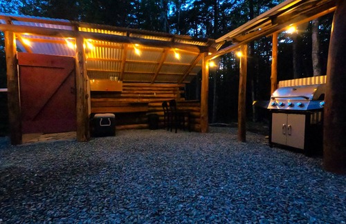 Gouldsboro Cabina | You will love this brand new private and cozy cabin in a great location!