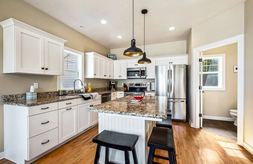 Baileys Harbor Casa | You’ll be Bay dreaming here at this beautiful North Bay waterfront home!
