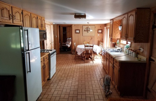 Pelican Lake Cabaña | Young's Cabin
