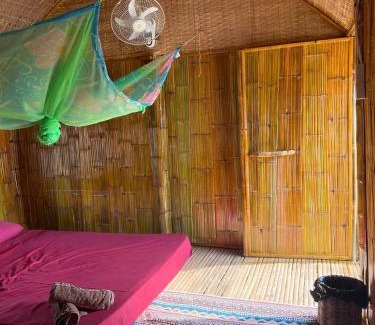 Mondol Seima Casa | Young Wild and Free