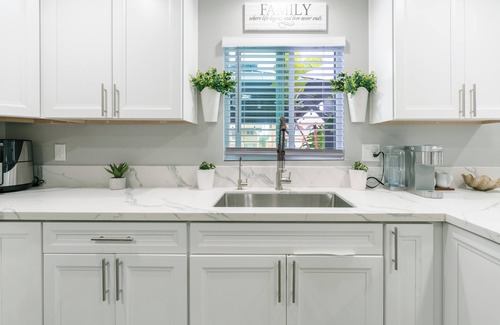 Imperial Beach Apartamento | Your apartment unit, minutes away from the beach.