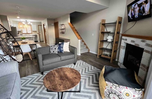 Lake Delton Condominio | Your Boho Retreat At Tamarack Resort