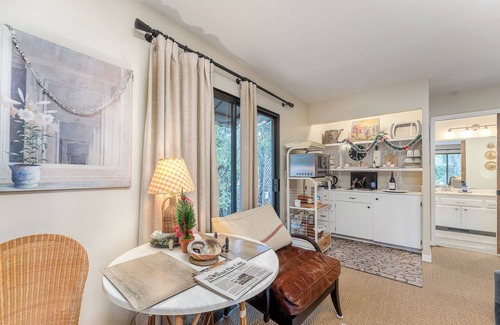 Northeast Carmel Apartamento | Le Petite Papillon - Un corto paseo a la ciudad - Ubicación maravillosa