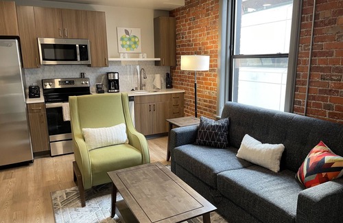 Riverside Apartamento | Your Central 1 Bed Travel Apartment Awaits in Downtown Spokane