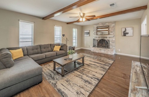 Sherman Casa | Your Charming Texas Retreat!