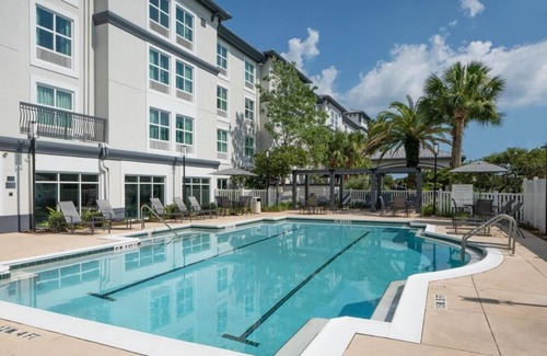 Indian Bayou Casa | Your Coastal Escape in a Sunny Room with Beach Vibes & Pool Access