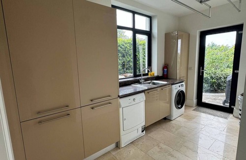 Oranmore Casa | Your Coastal Paradise Awaits
